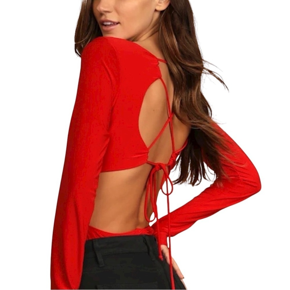 🌺𝐋𝐔𝐋𝐔𝐒 LACE IT UP RED LONG SLEEVE BODYSUIT